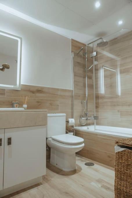 Apartment Residencial Lorcrimar *