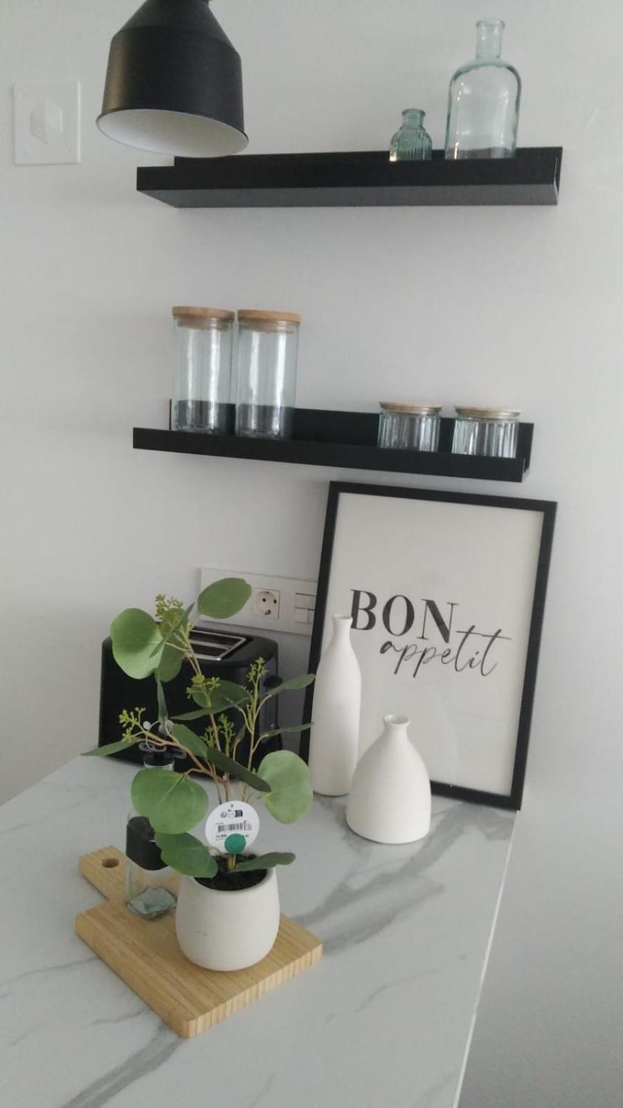 Jaseal Apartment *