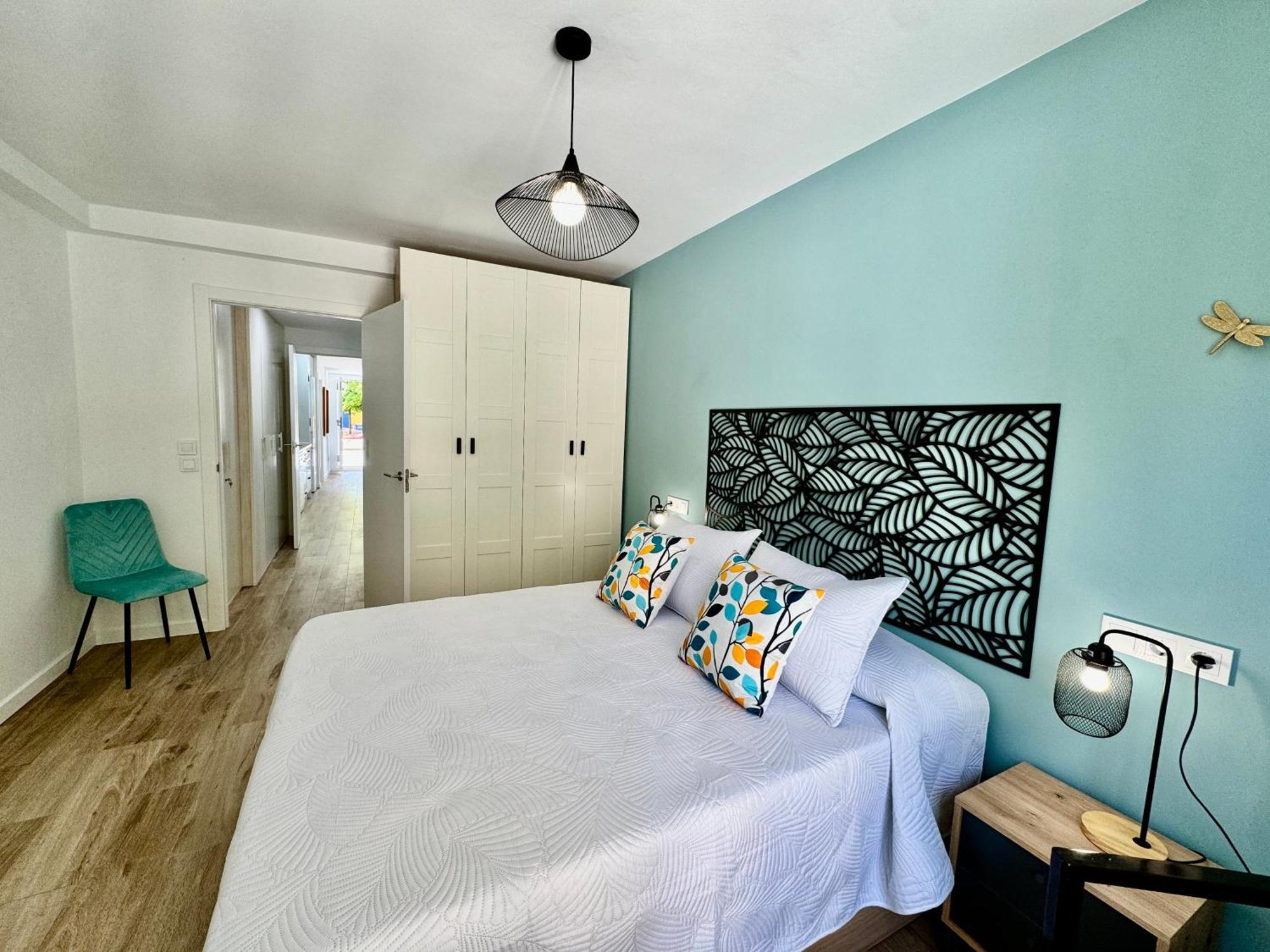 Cascada Magnificent Recently Refurbished In Center - Eaw Homes