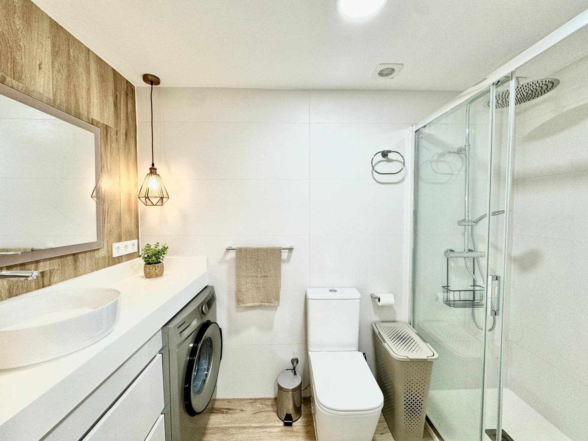 Cascada Magnificent Recently Refurbished In Center - Eaw Homes *