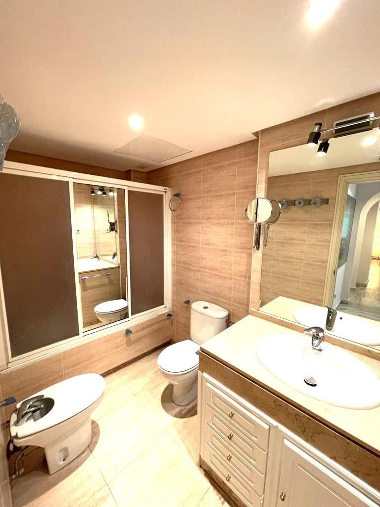 Apartamento Chez Elo Ii. 3 Dorm. 3 Bedroom - Marbella. Milla De Oro. Marbella