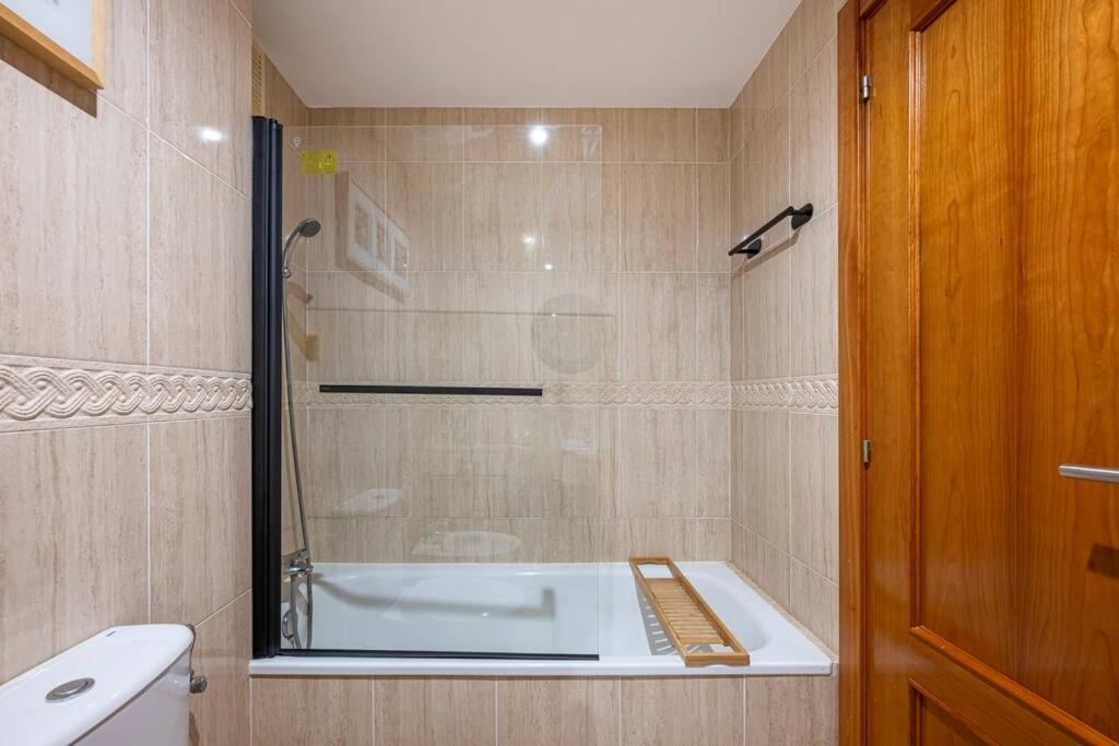 Beautiful 2br With Terrace, Garden & Pool Apartamento *