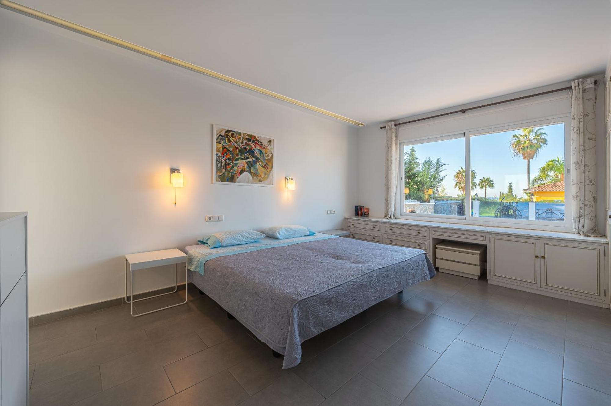 Marbella: Beachside Luxury With Heated Pool And Games Villa Marbella