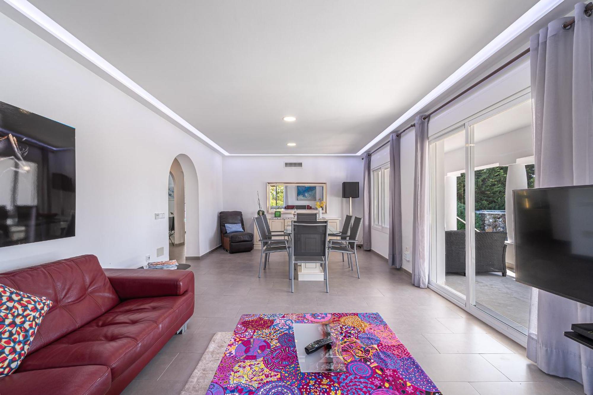 Marbella: Beachside Luxury With Heated Pool And Games * Marbella