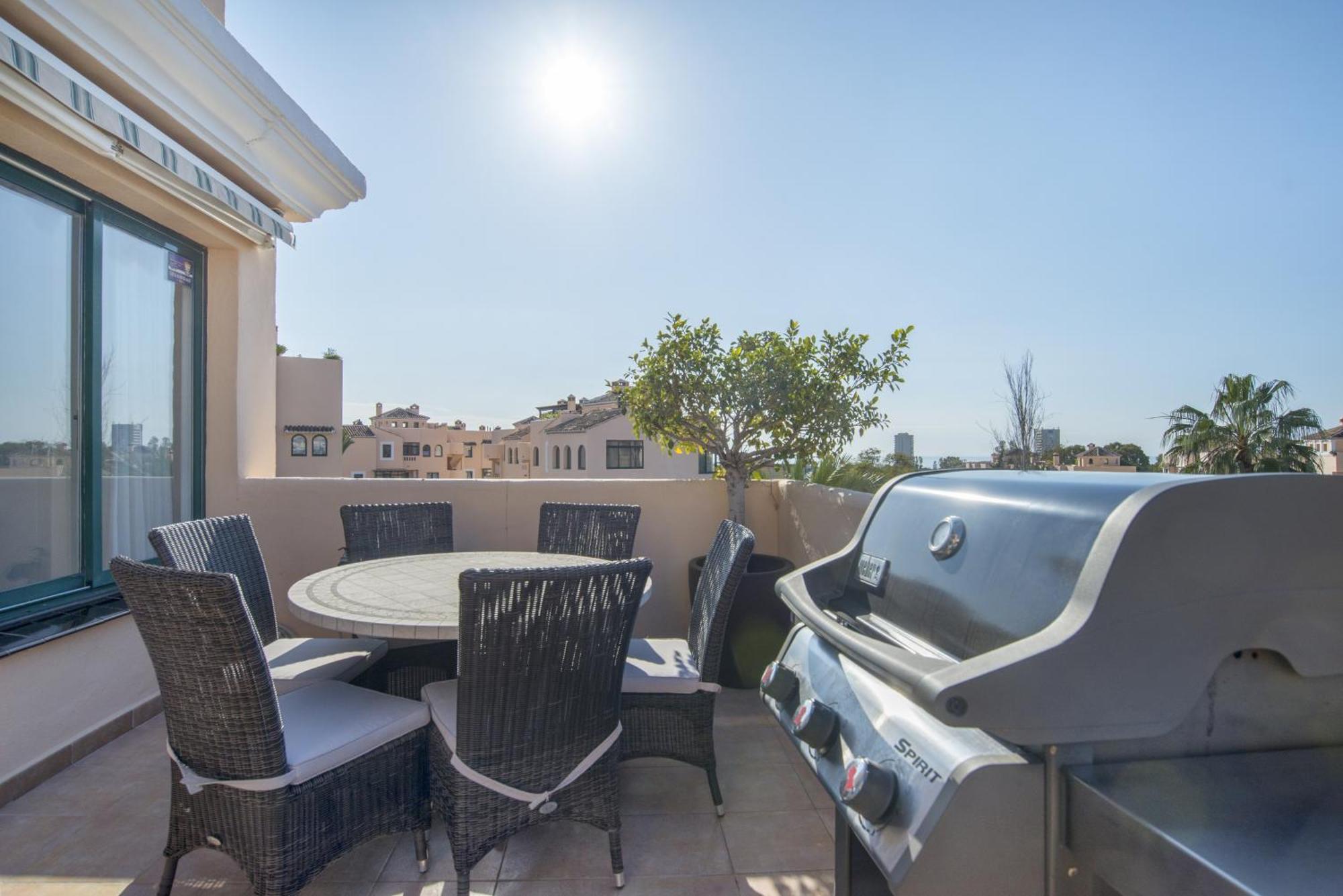 Casa Valdor, Elviria, Marbella, Costa Del Sol *