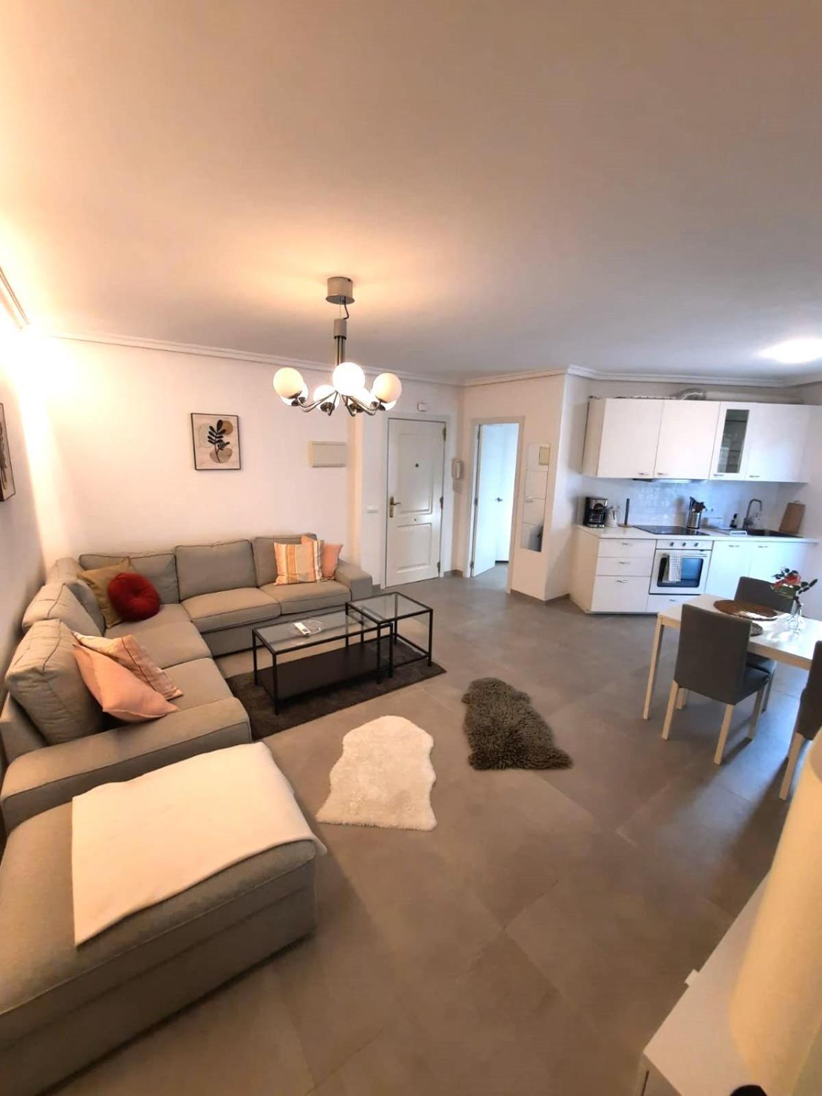 Happy Travel La Maestranza 5a Apartment