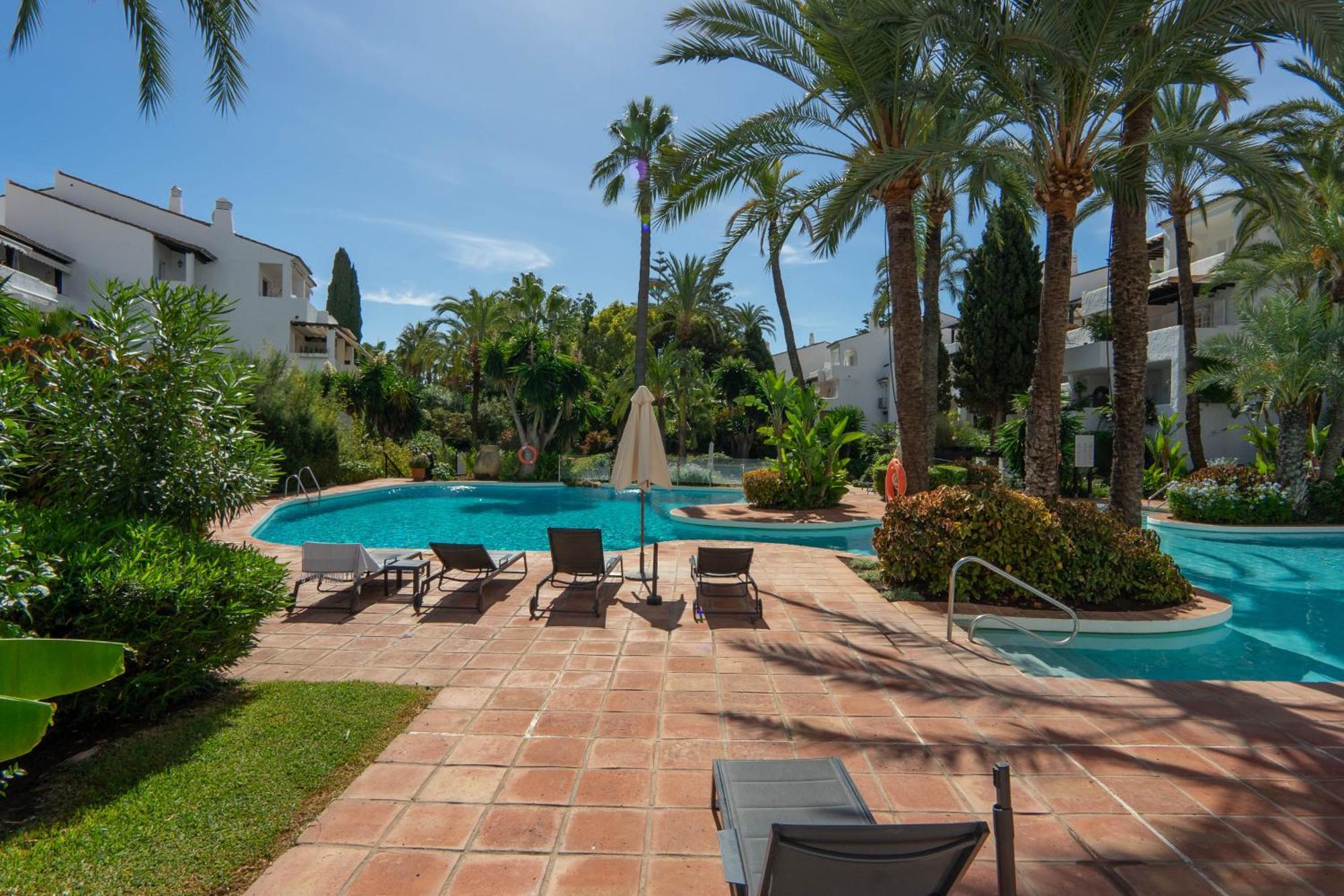 Luxury In Puento Apartment