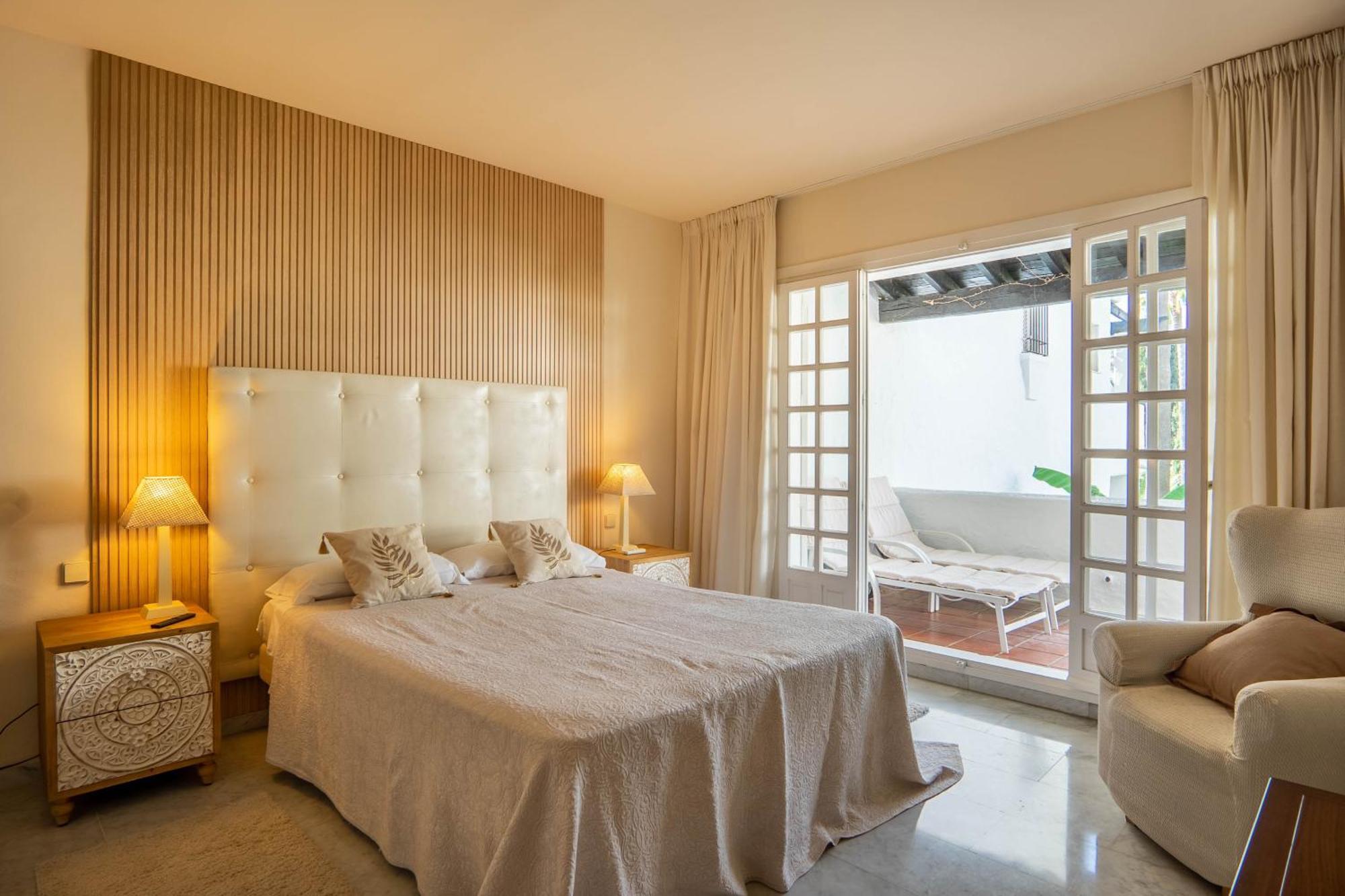 Luxury In Puento Apartment Marbella
