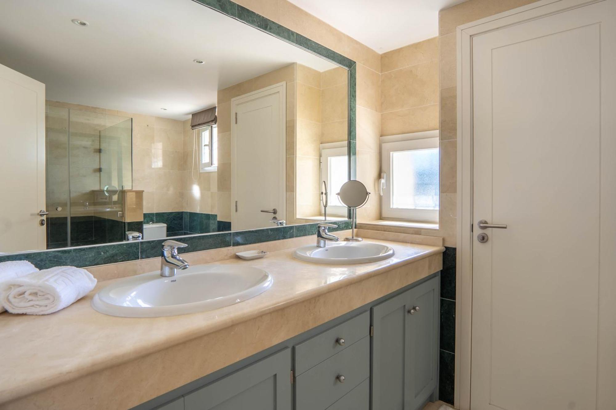 Luxury In Puento * Marbella