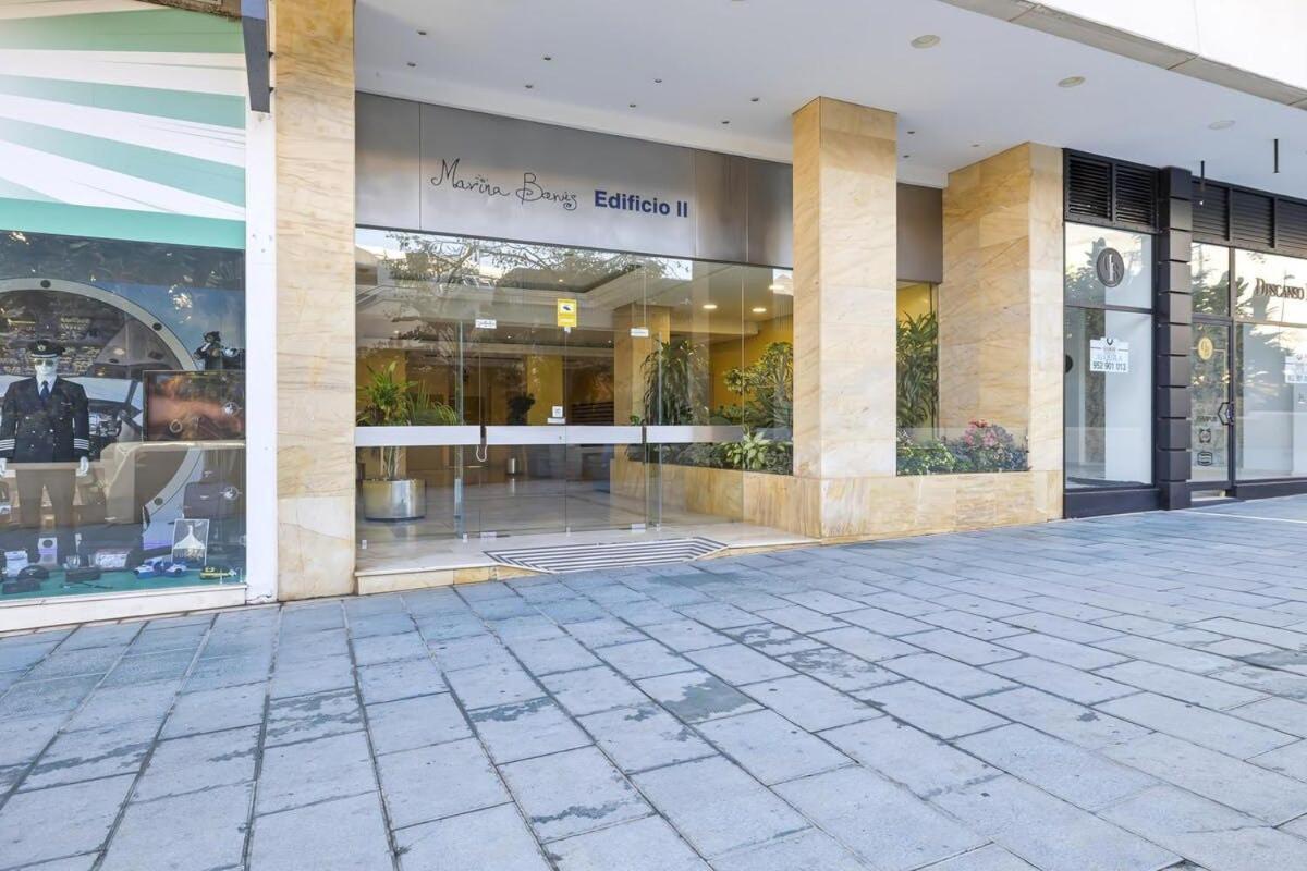Apartamento Puerto Banús Con Parking & Piscina. Apartamento Marbella