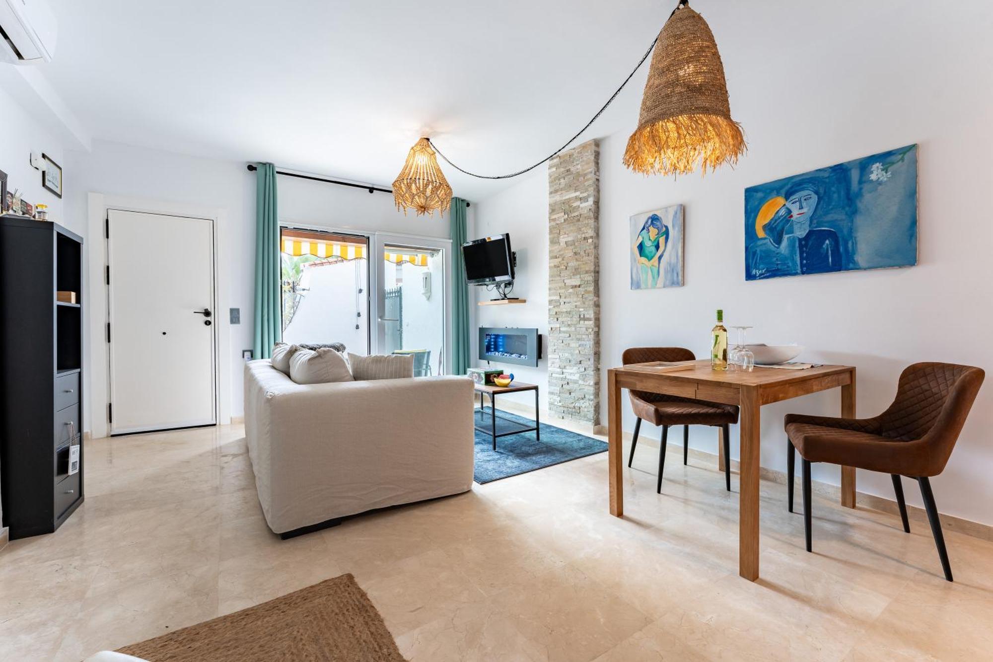 Apartment Mi Patio, Port Of Cabopino