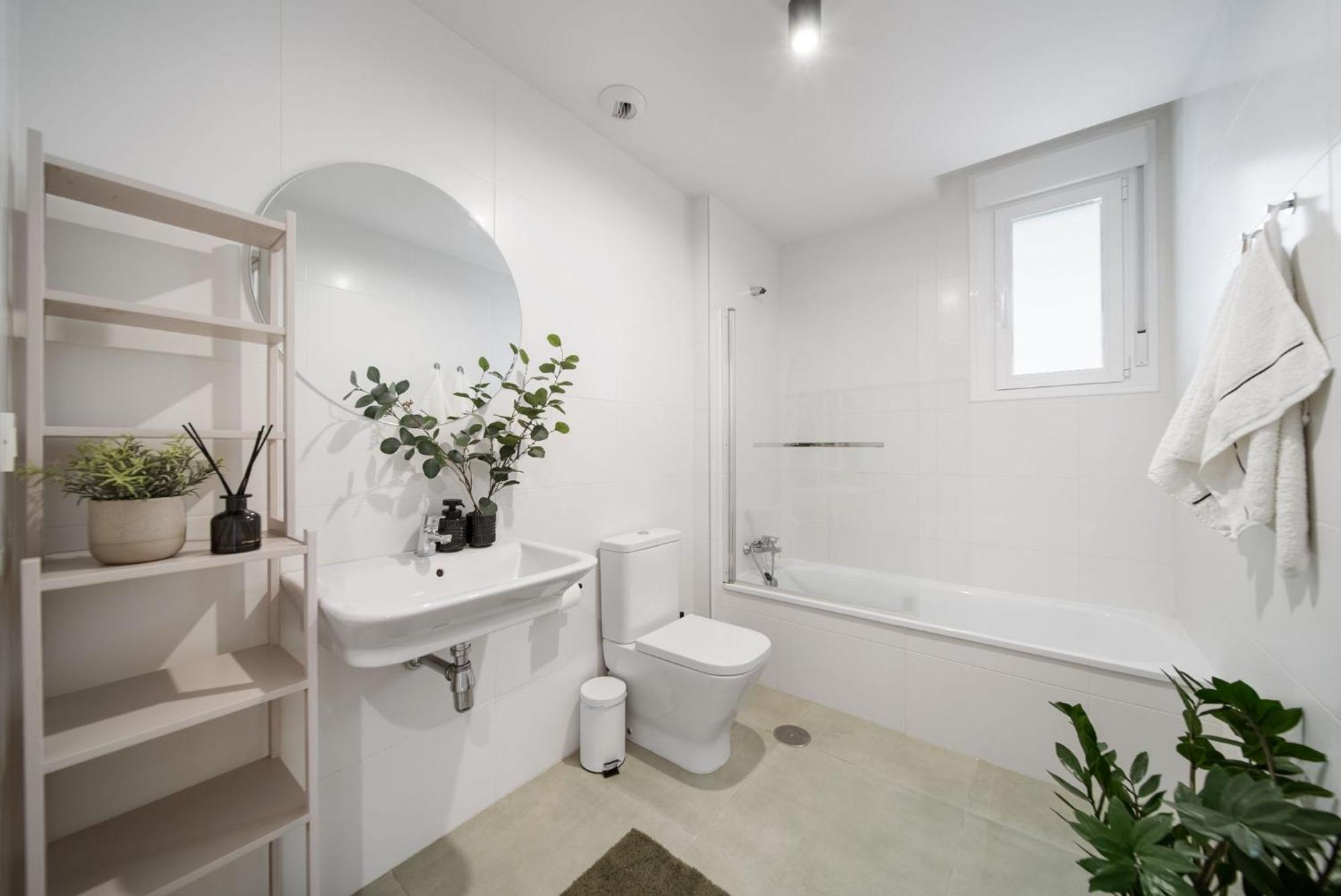 Brand New With Gym&rooftop Pool. Apartment Marbella