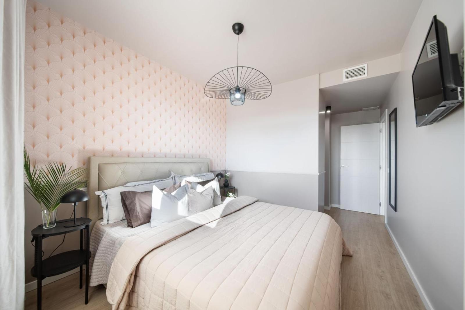 Brand New With Gym&rooftop Pool. Marbella
