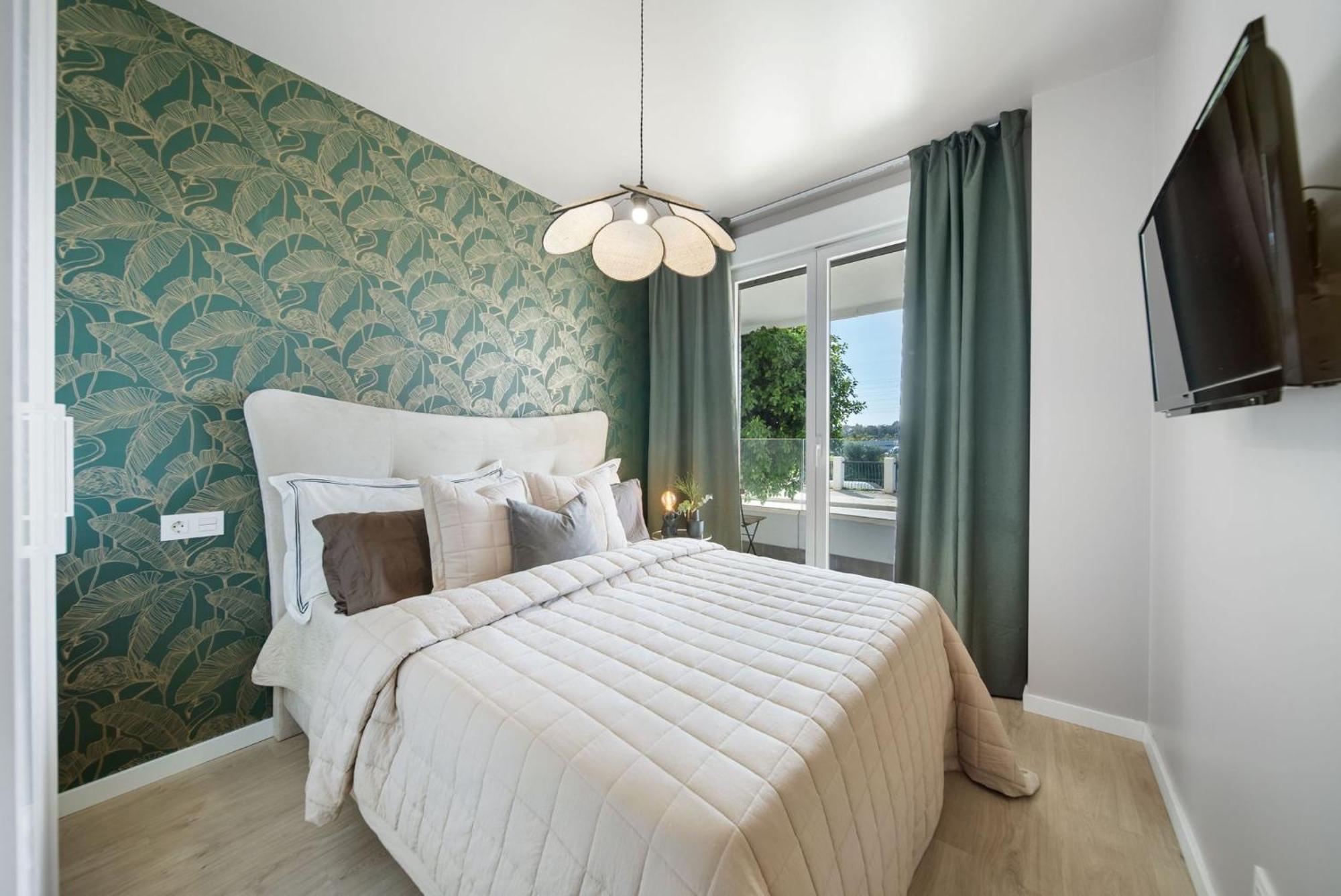 Brand New With Gym&rooftop Pool. * Marbella
