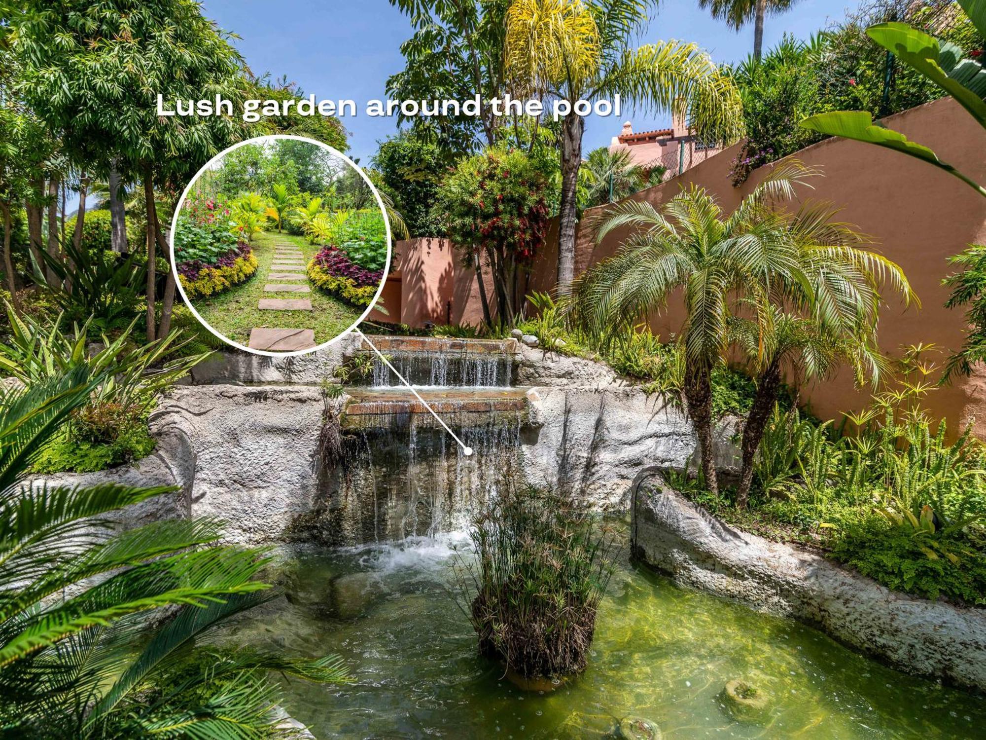 Vacation - Federer, Old Town With A Big Communal Pool And Andalusian Garden