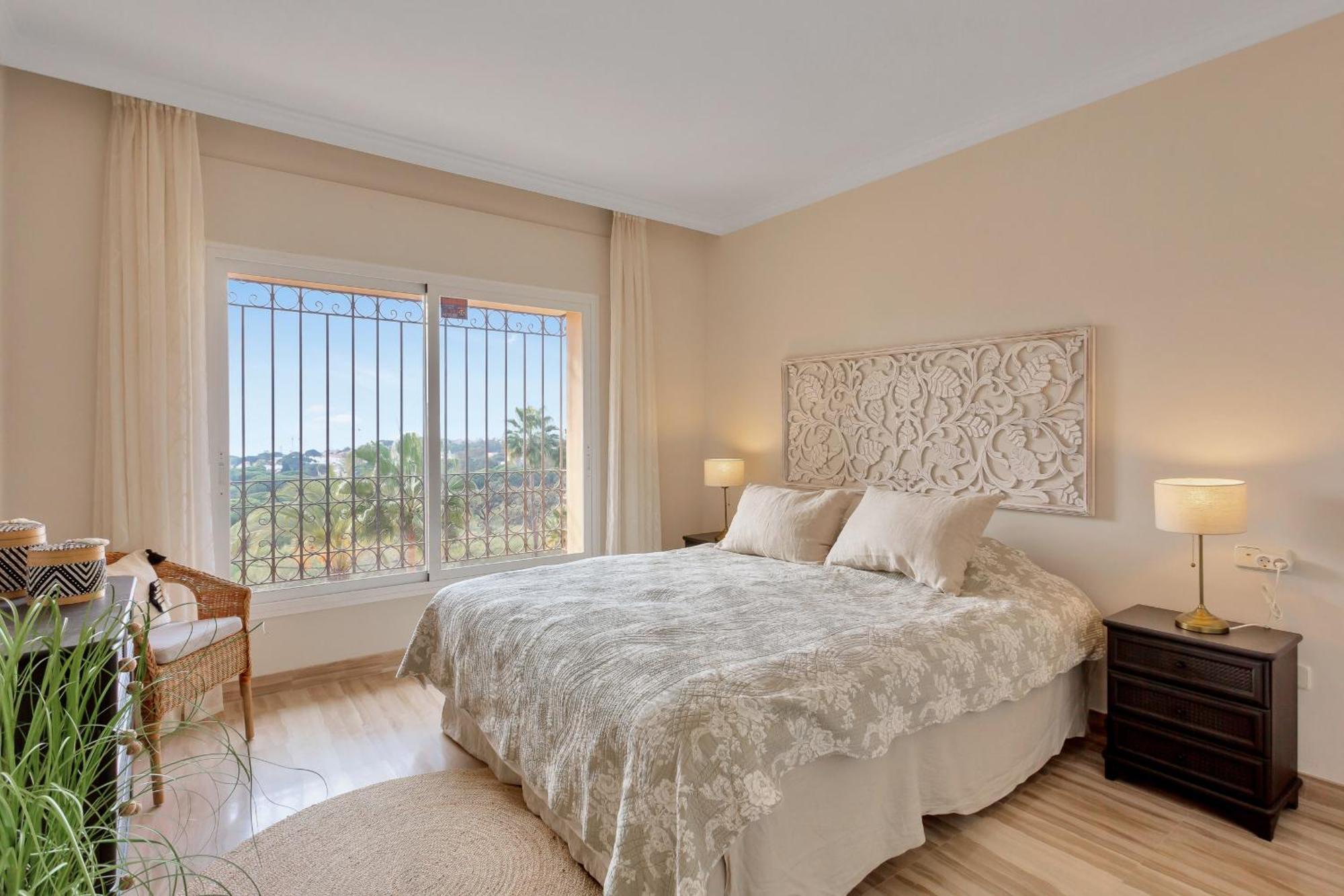Amazing Sea Views Hacienda Elviria Apartment Marbella