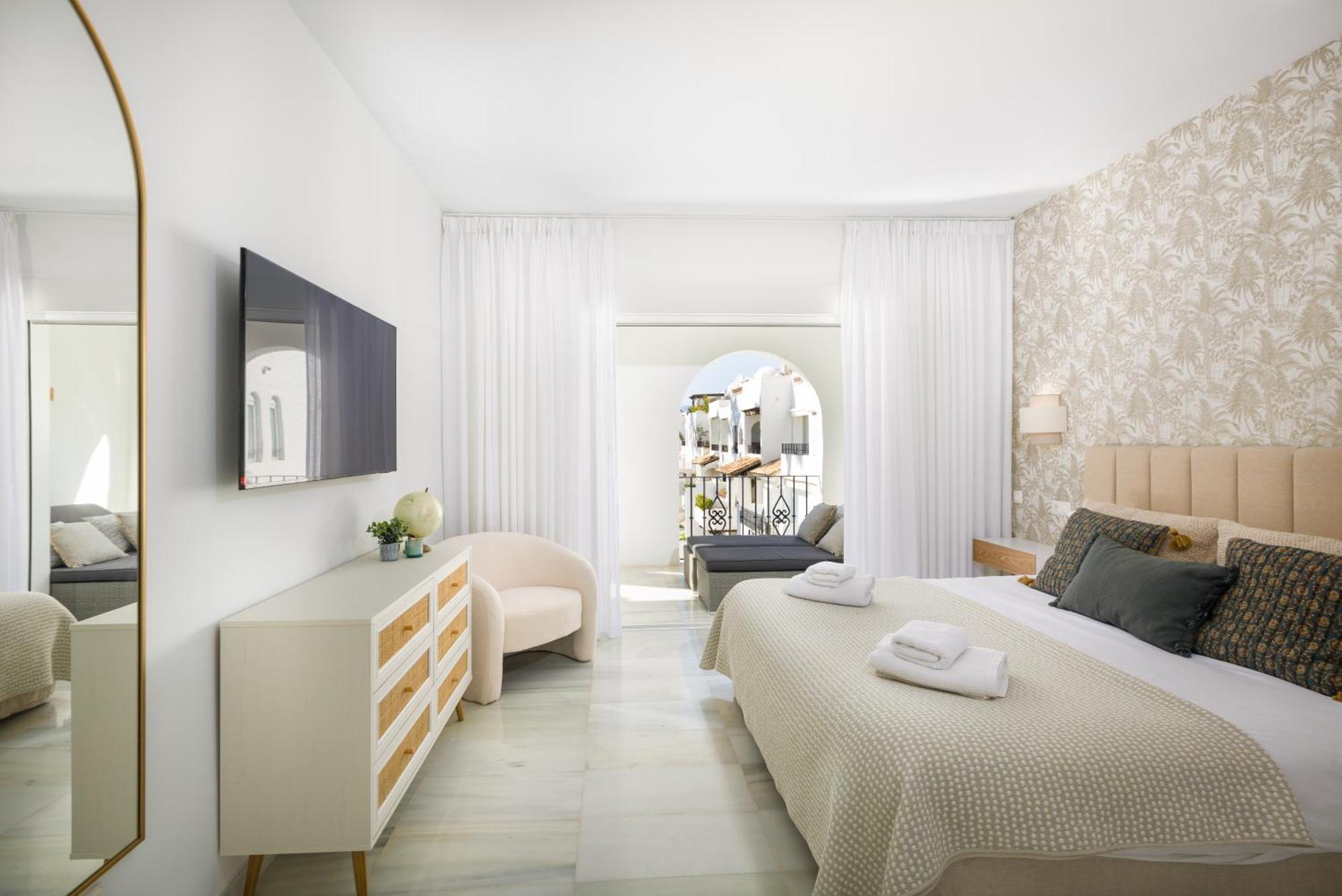 Urb, La Alcazaba 614 Y 642 Banus Marbella