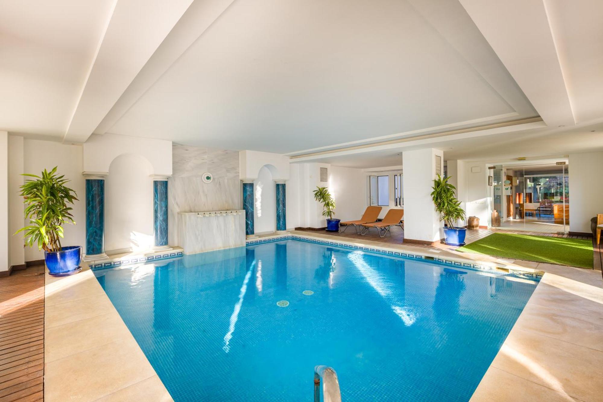 Urb, La Alcazaba 614 Y 642 Banus Apartamento