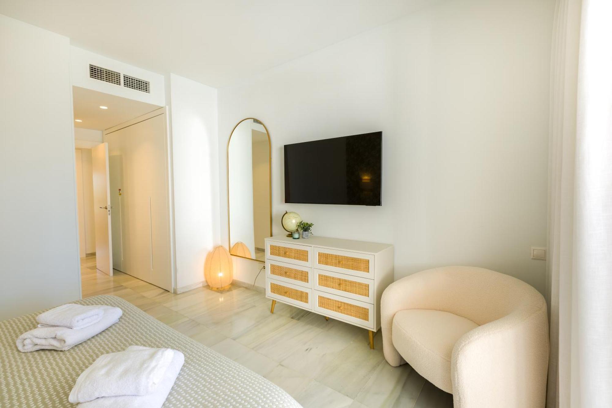Urb, La Alcazaba 614 Y 642 Banus Apartamento