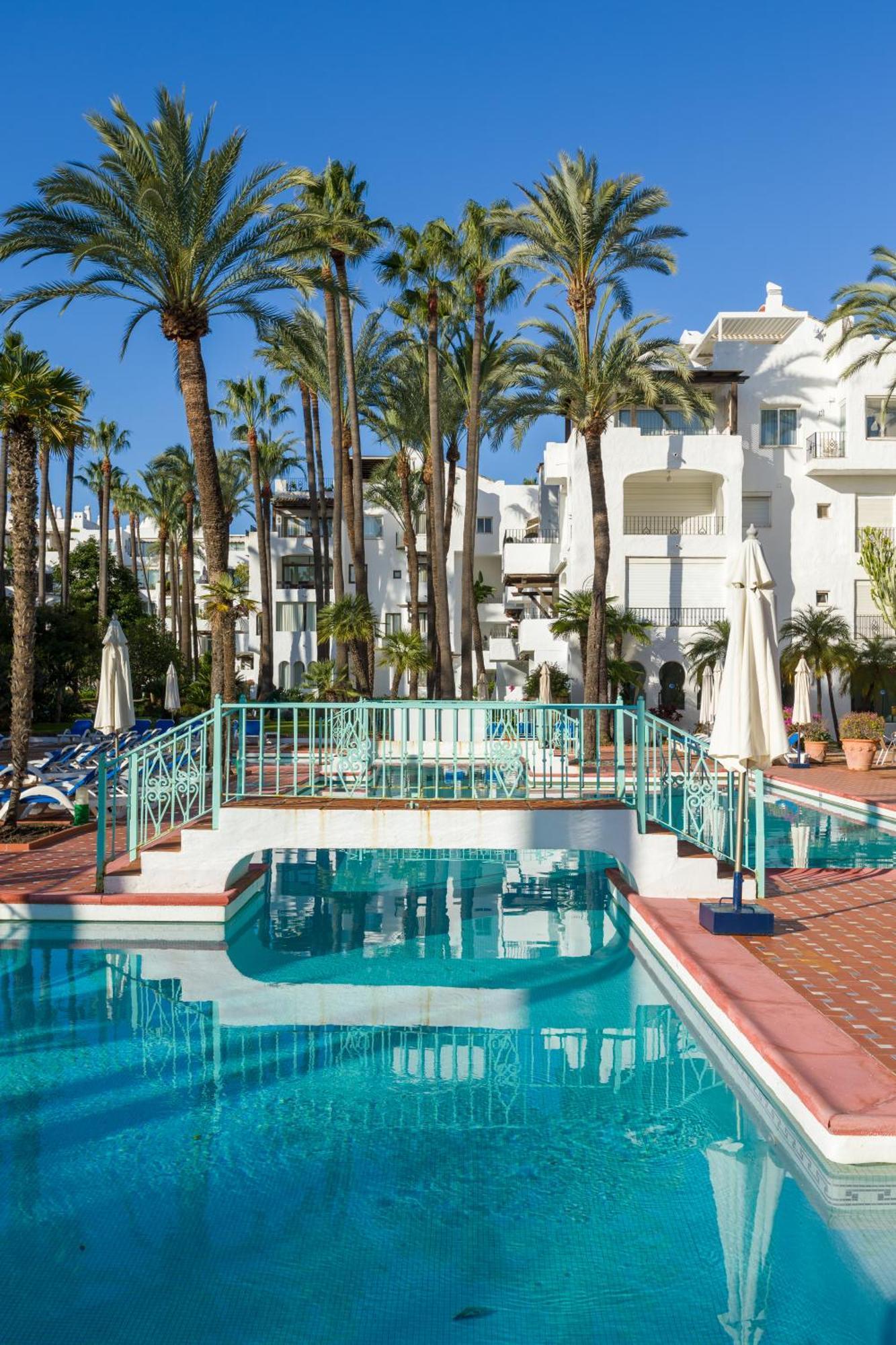 Urb, La Alcazaba 614 Y 642 Banus Apartamento