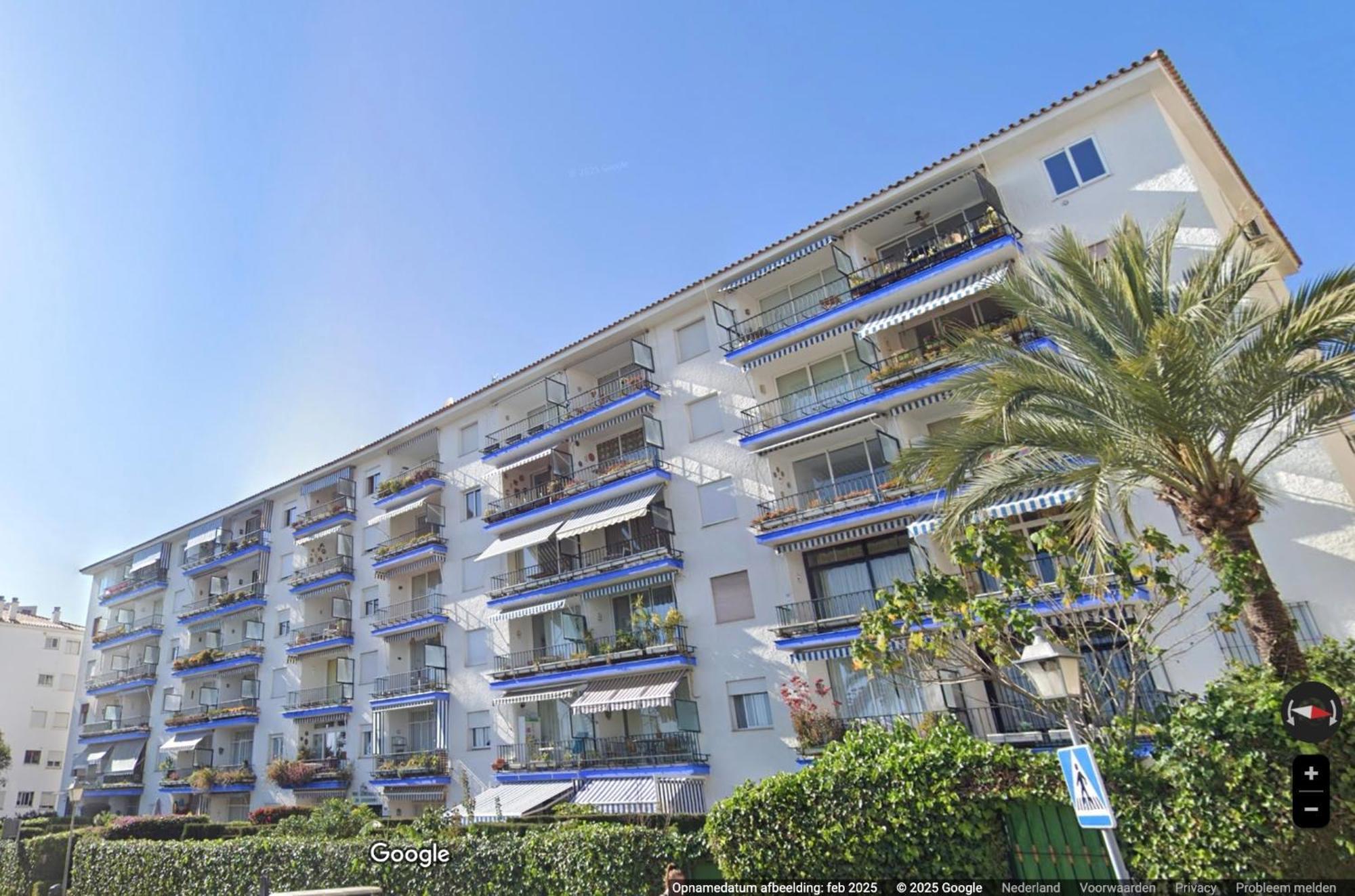 Center Walking Distance And Plaza De Naranjos Marbella