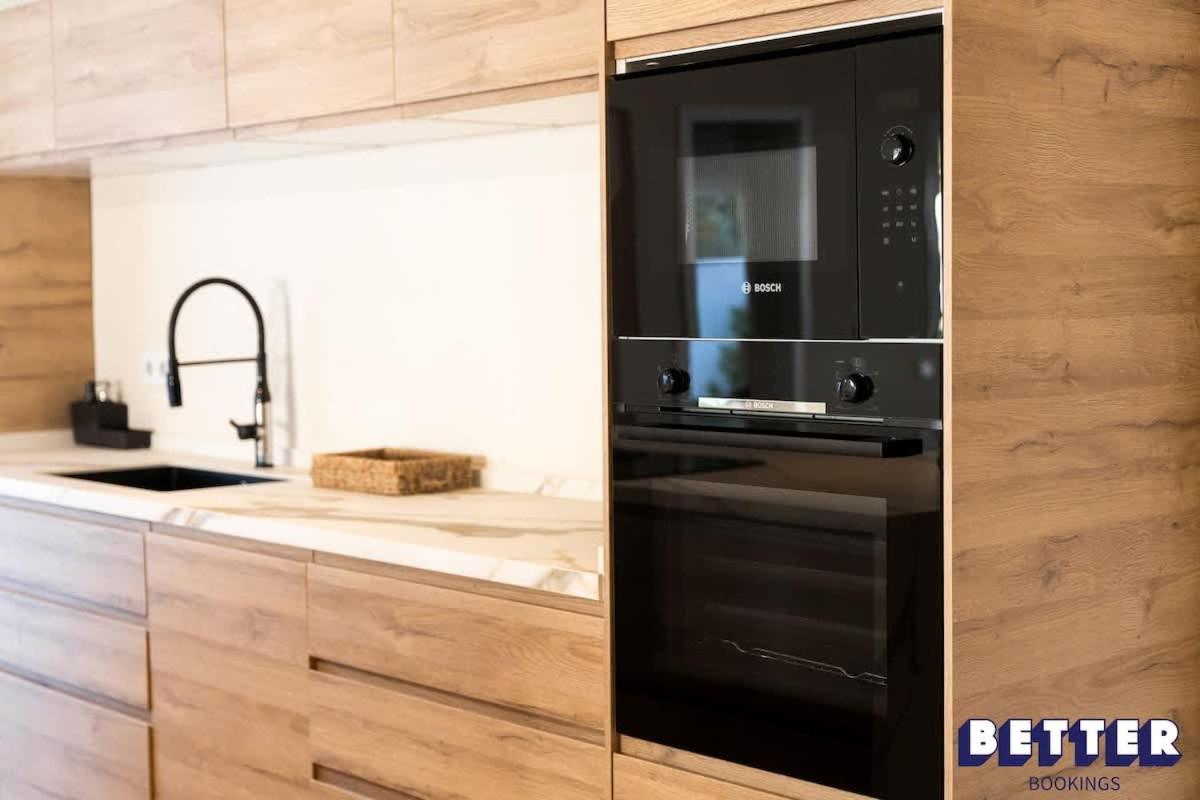 Luxurious Near Puerto Banus - Hot Tub Apartment *