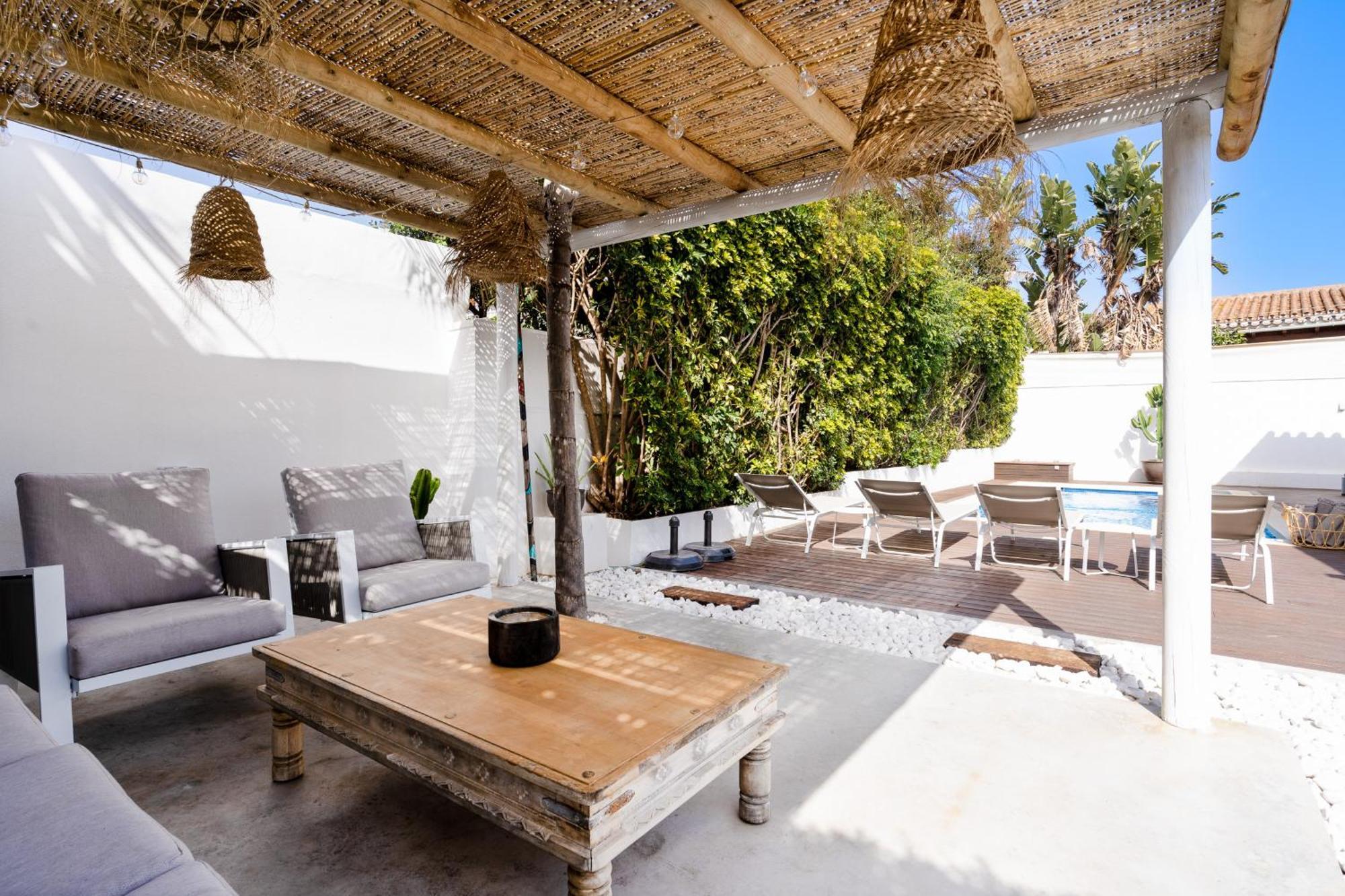Madrugada, Beachside In Costabella Holiday home