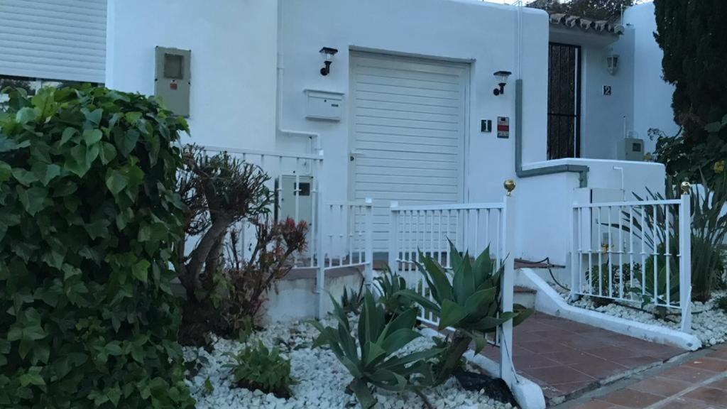 Amazing & Luxurious Golf,sea,lake,mountain View In Puerto Banus Pousada