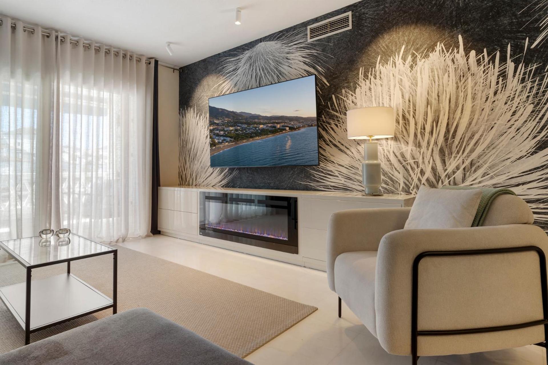 Espacioso Y Encantador En Gaviotas Appartement Marbella