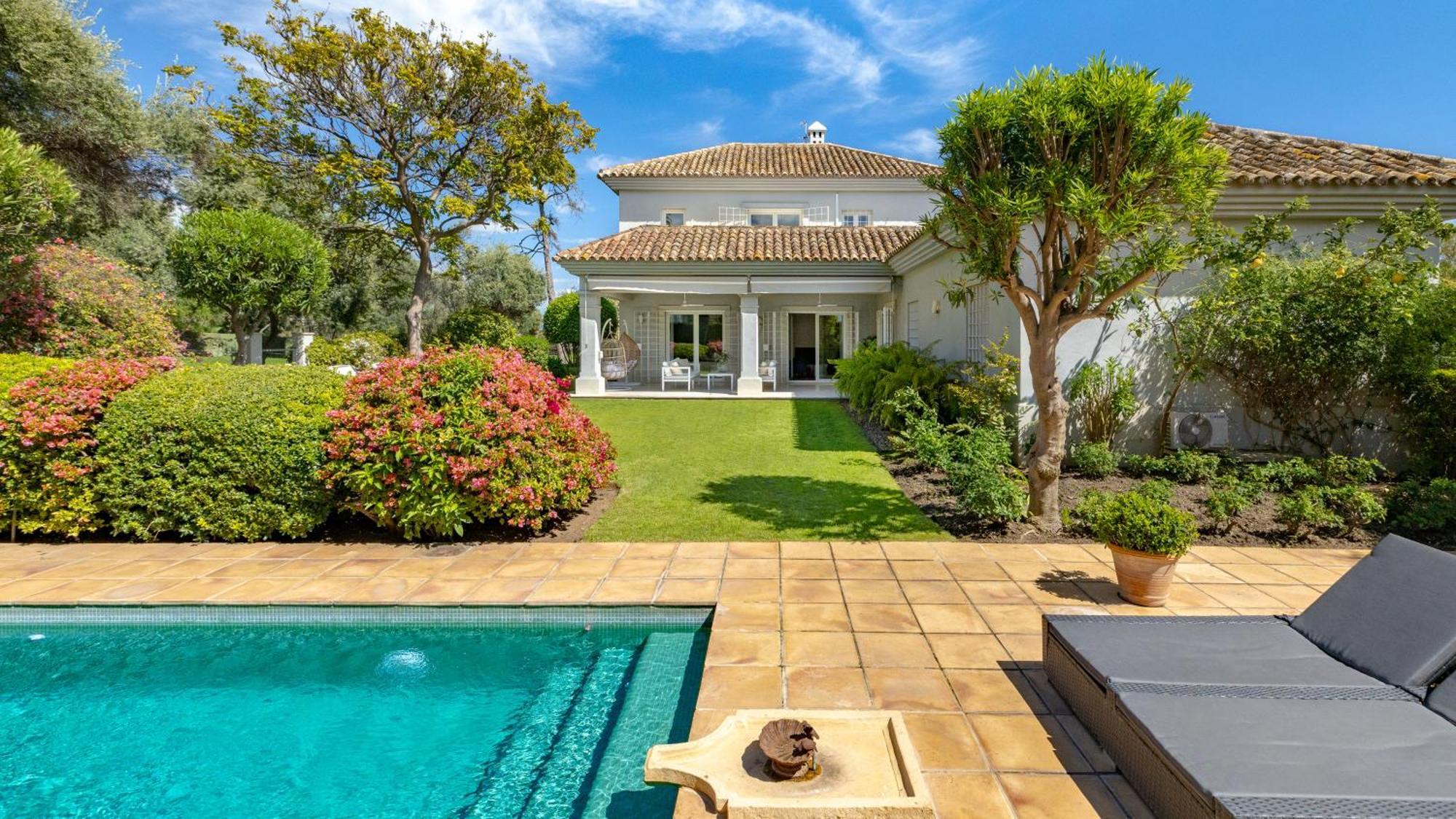 Villa Vacation I Guadalmina Golf Front Villa, Private Pool, Close To The Marbella