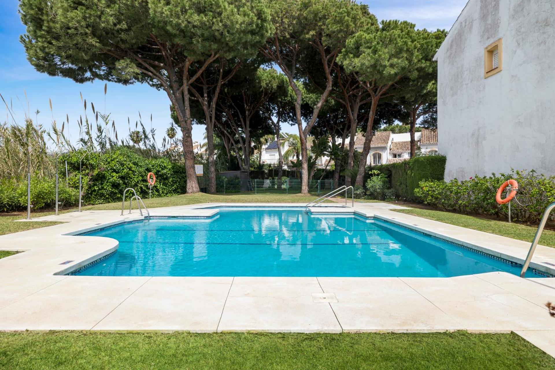 Jardin De Pinos Holiday home Marbella