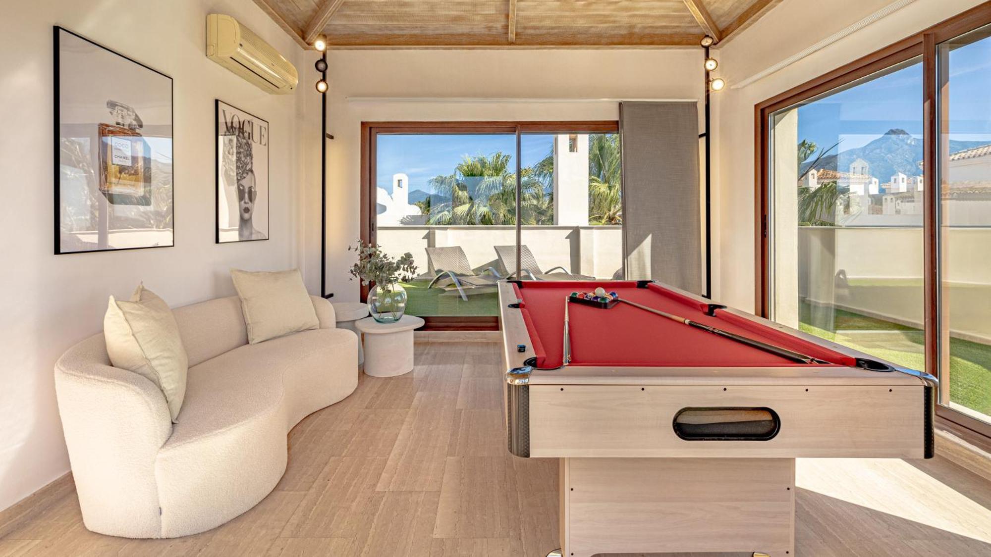 Vacation Marbella: Private Heated Pool Retreat Near Puerto Banus *