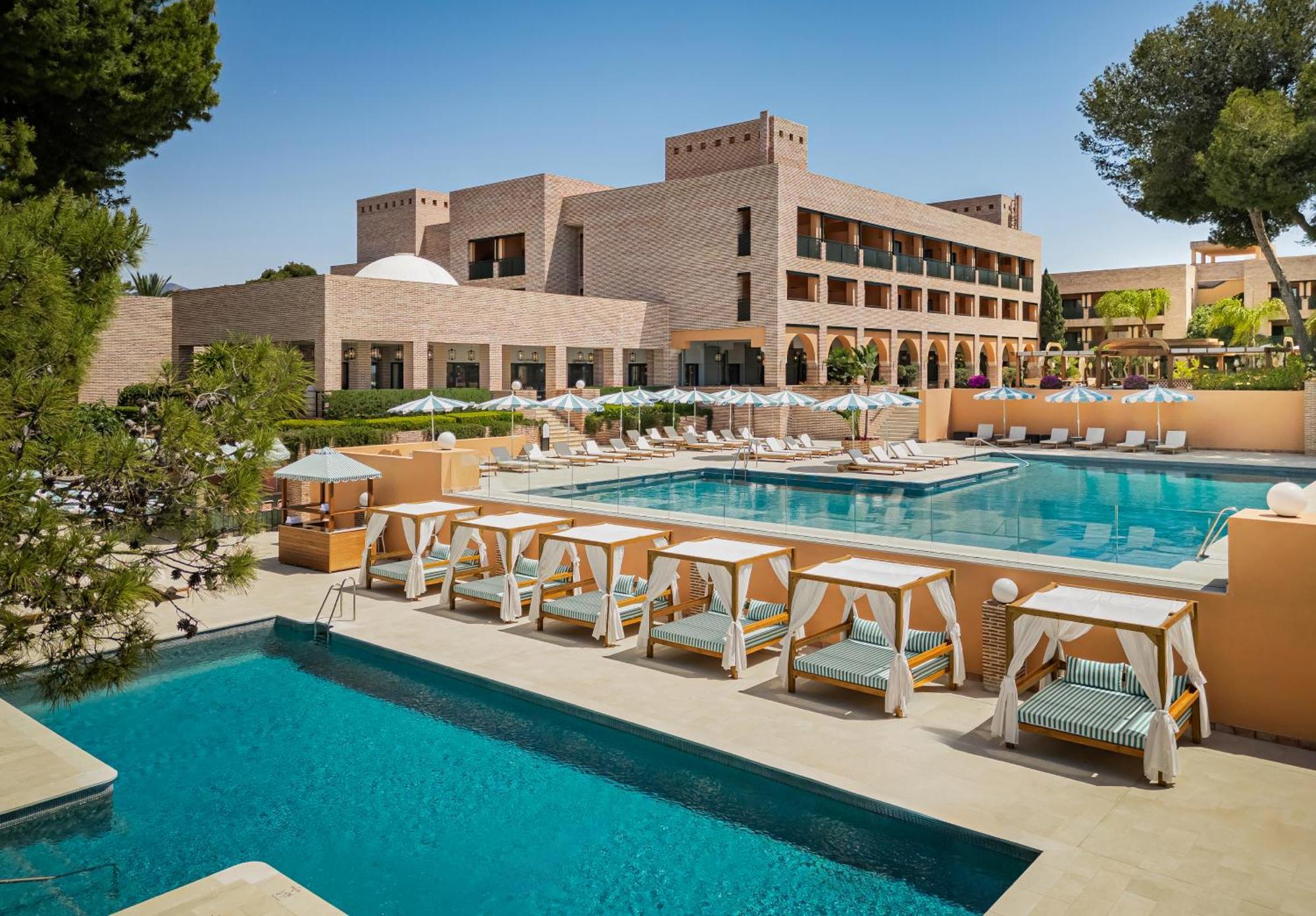 Gran & Club Hotel 5*