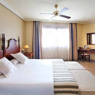 Barcelo Hotel 4*