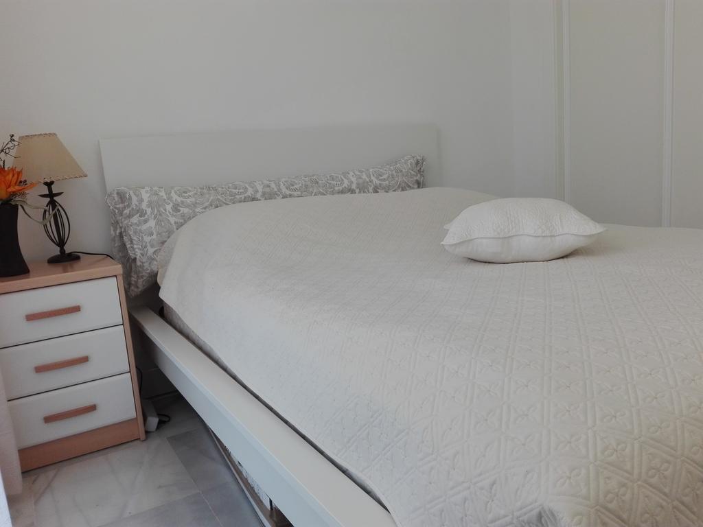 Bonito En Nueva Andalucia Apartment
