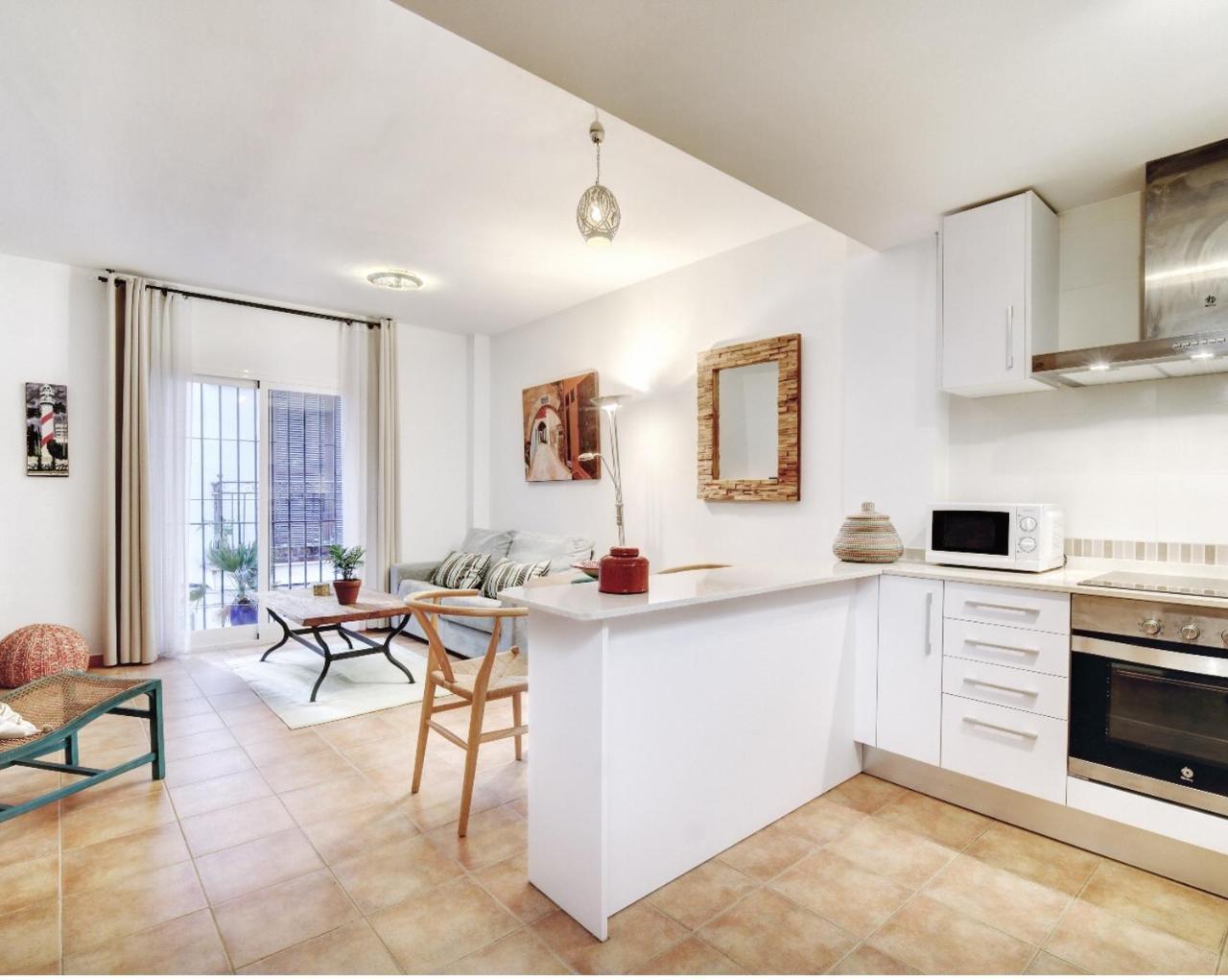 Apartment Old Town Near The Marbella