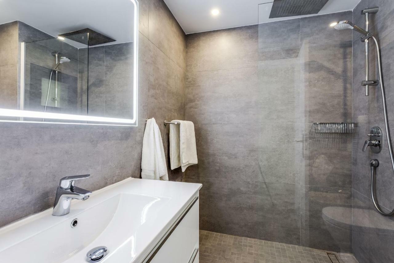 Apartment By Riva - Outstanding, Contemporary In Puerto Banus Gardens Marbella