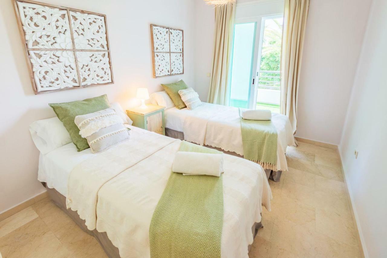 Apartment Terrazas De Banus Sunlit Retreat, Walk Everywhere! Marbella