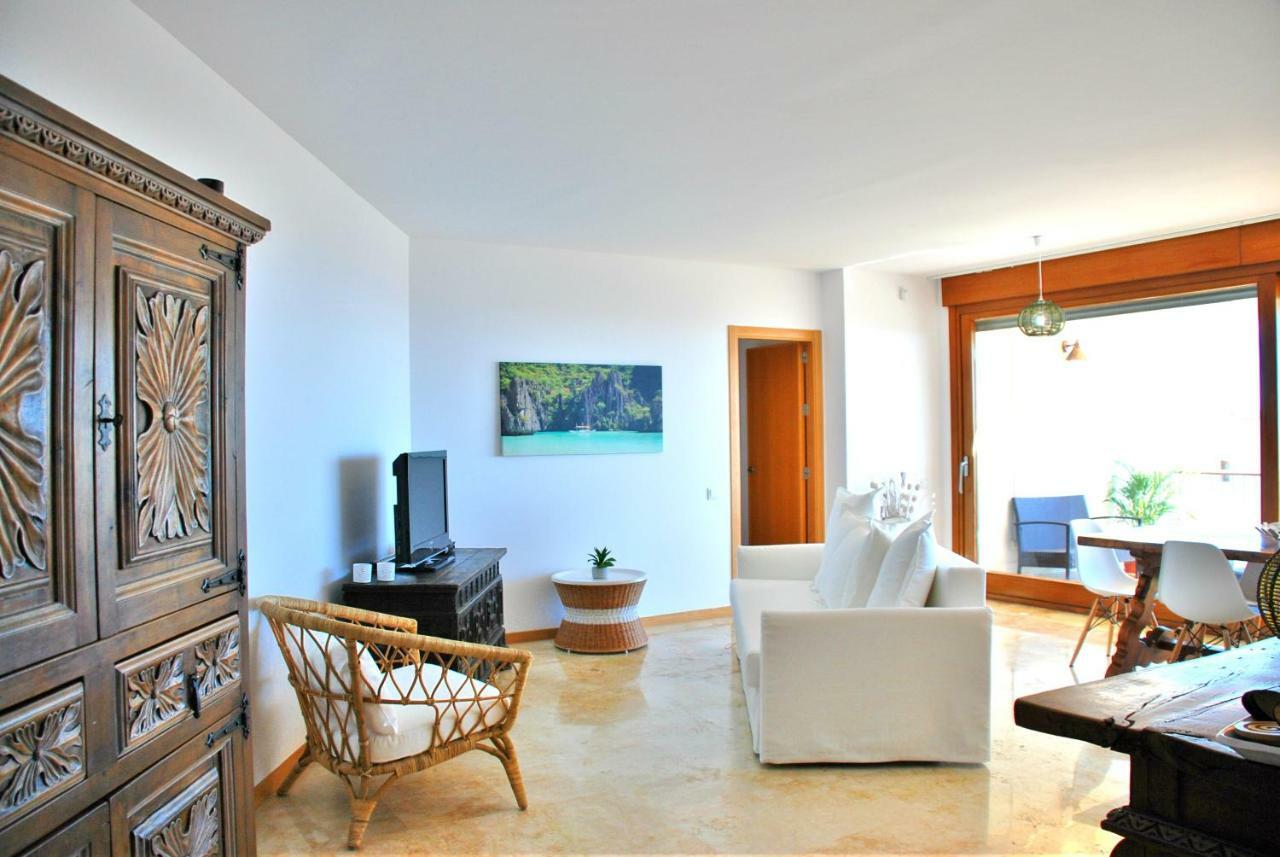 Lomas De Monteros - With Seaviews * Marbella