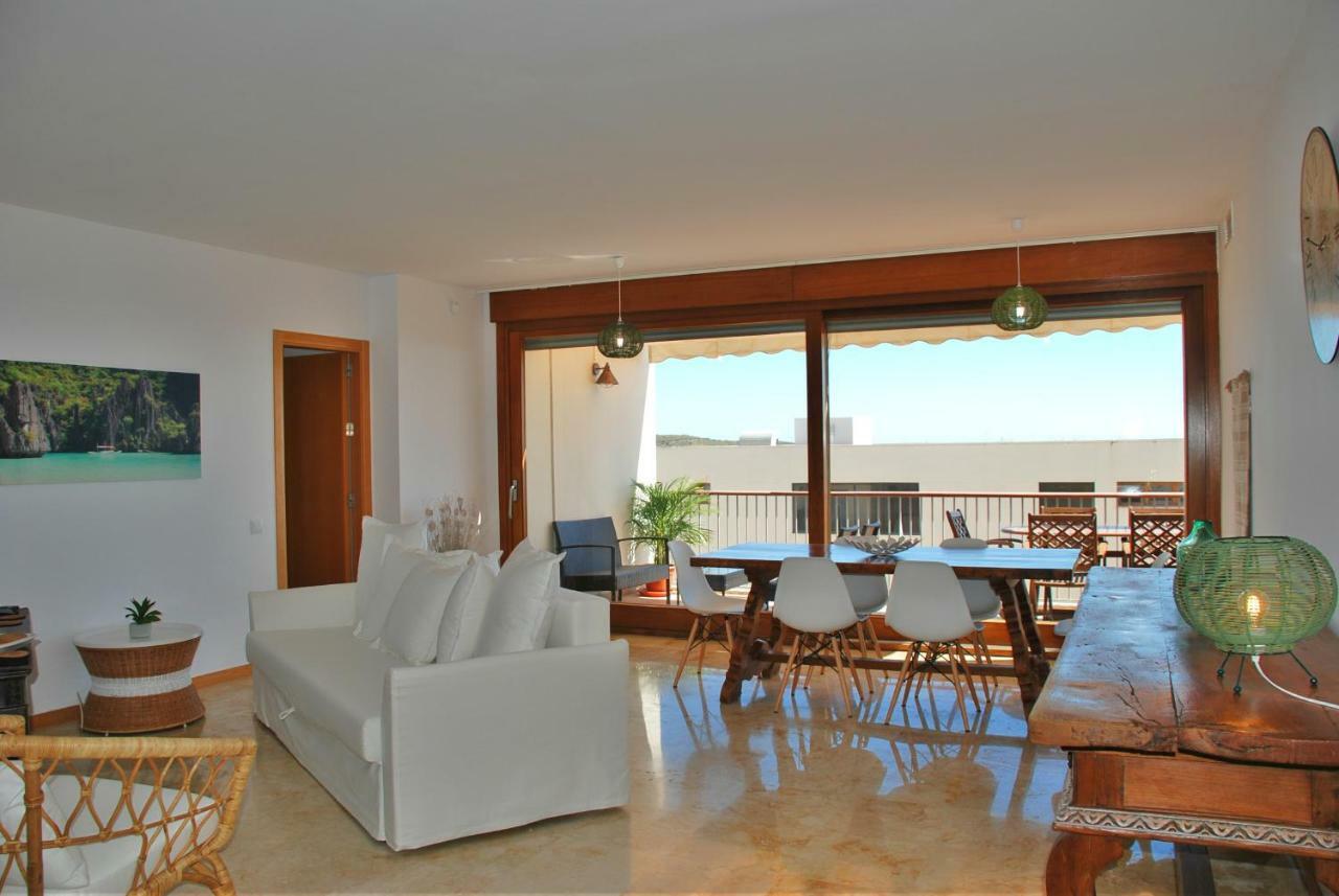Lomas De Monteros - With Seaviews Marbella