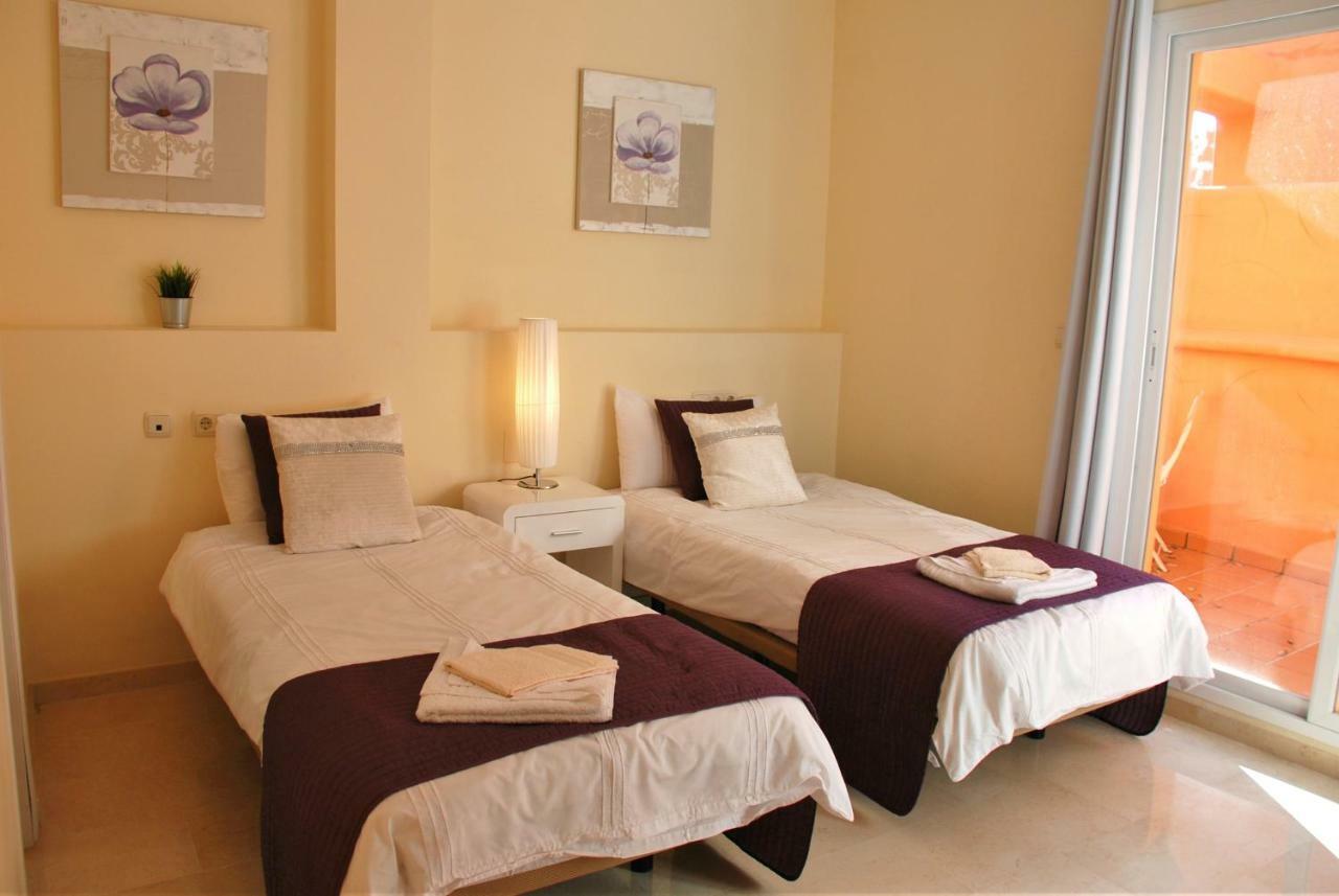 Fantastic Sea And Golf View Apartment *