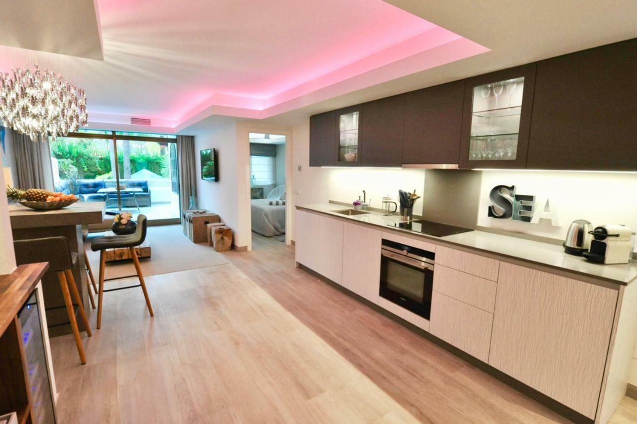Luxury In La Isla, Puerto Banus Apartment *