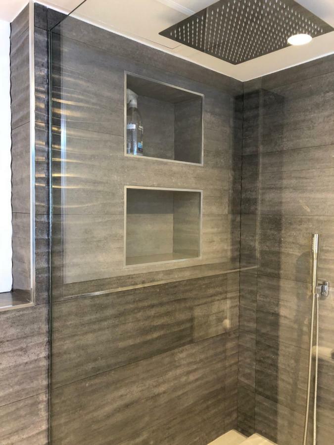 Luxury In La Isla, Puerto Banus Apartment
