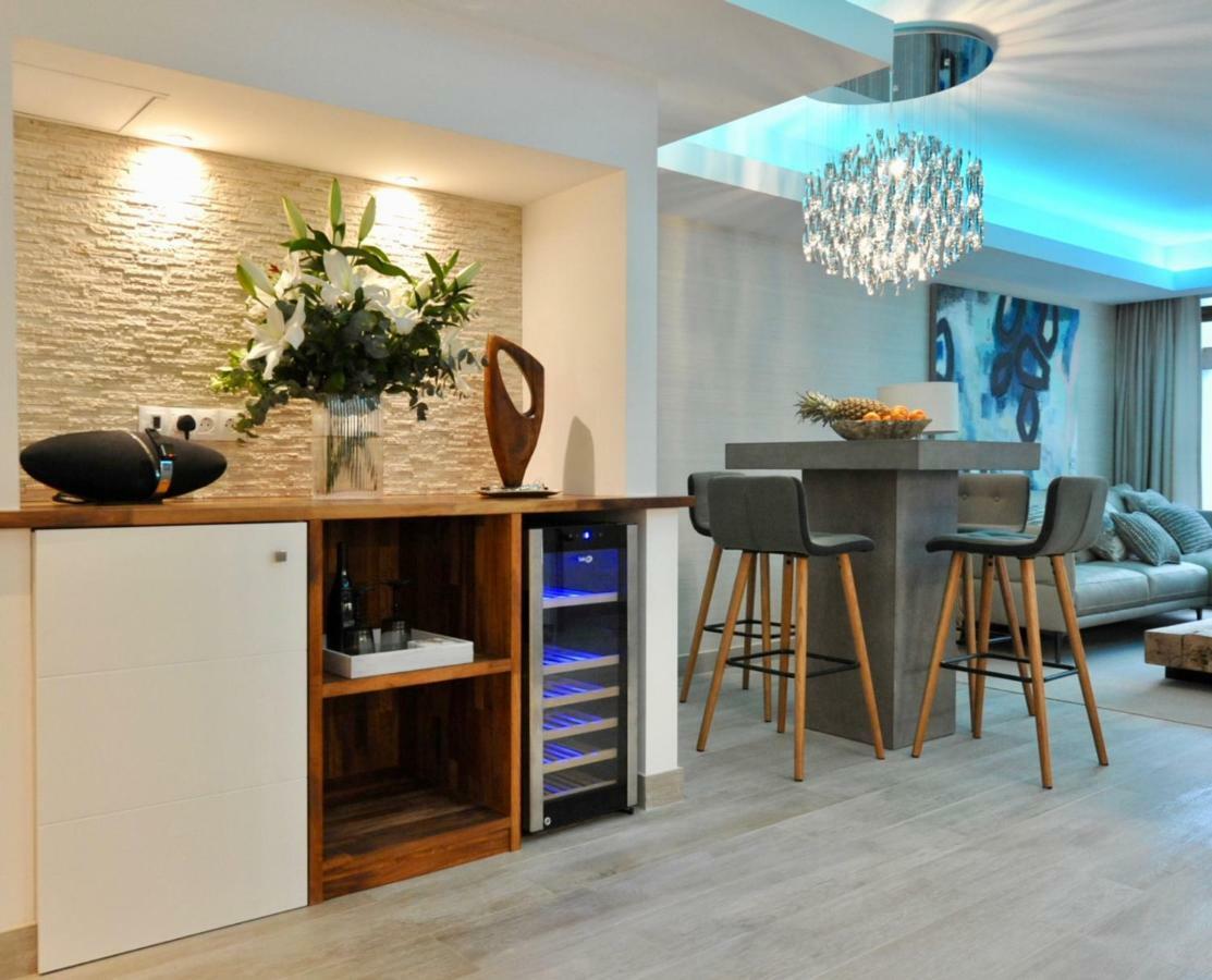 Luxury In La Isla, Puerto Banus *