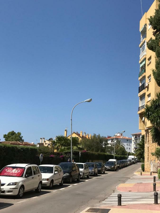 Apartment Seaview Flat With Sunny Balcony - Marbella