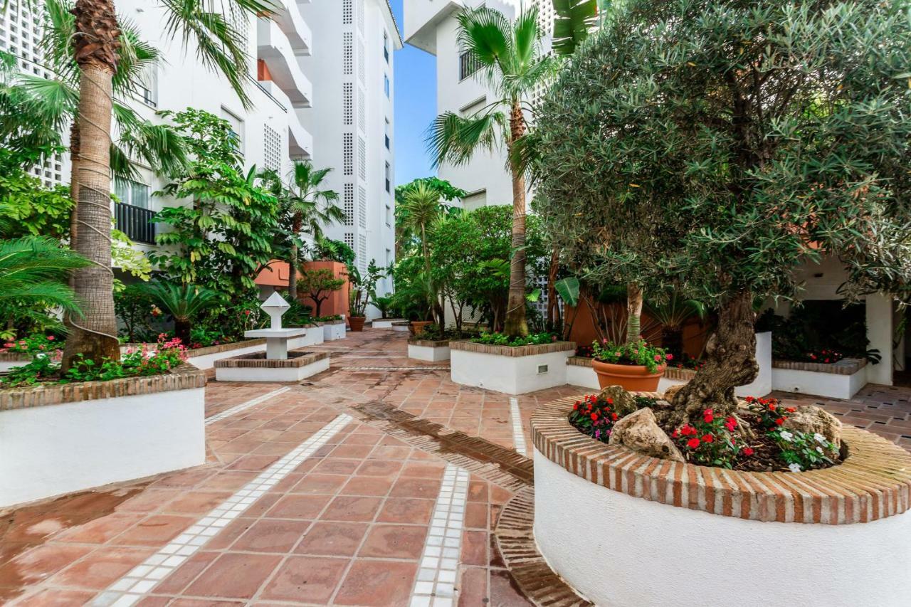 By Riva - Amazing View, In Medina Garden Of Puerto Banus Apartment *