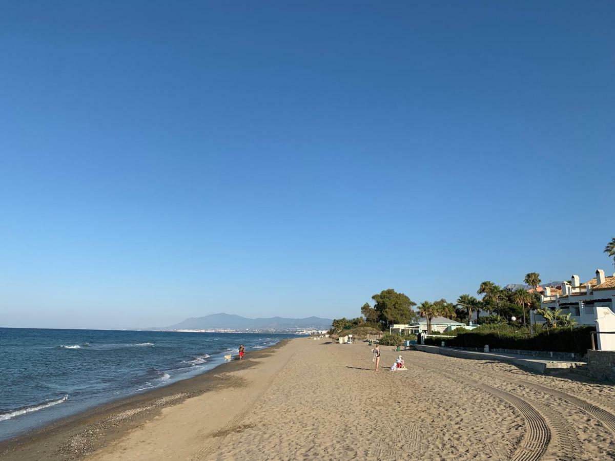 Primera Linea De Playa En Chapas * Marbella