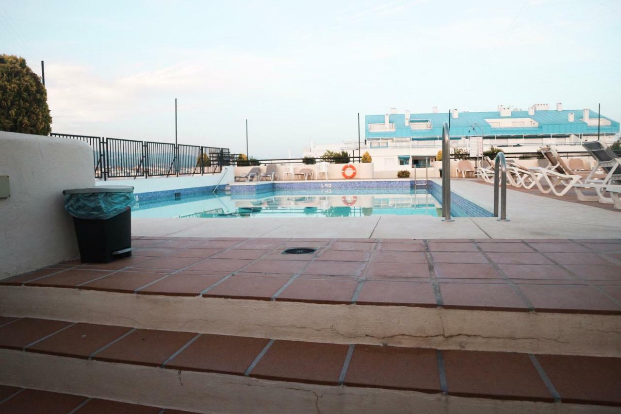 Apartamento En El Paseo Maritimo De * Marbella
