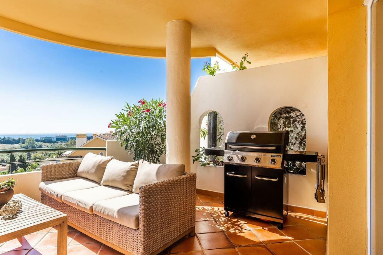 4 Bedroom Luxury Duplex With Sea Views By Puerto Banus Apartment *