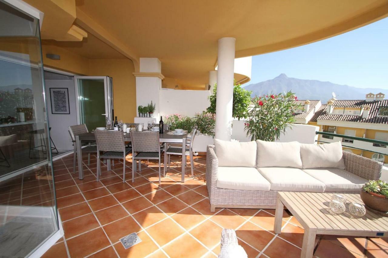 Apartment 4 Bedroom Luxury Duplex With Sea Views By Puerto Banus *